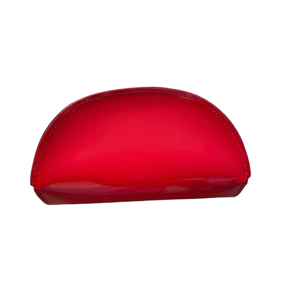 Moschino red patten leather sunglasses case - Picture 3 of 12